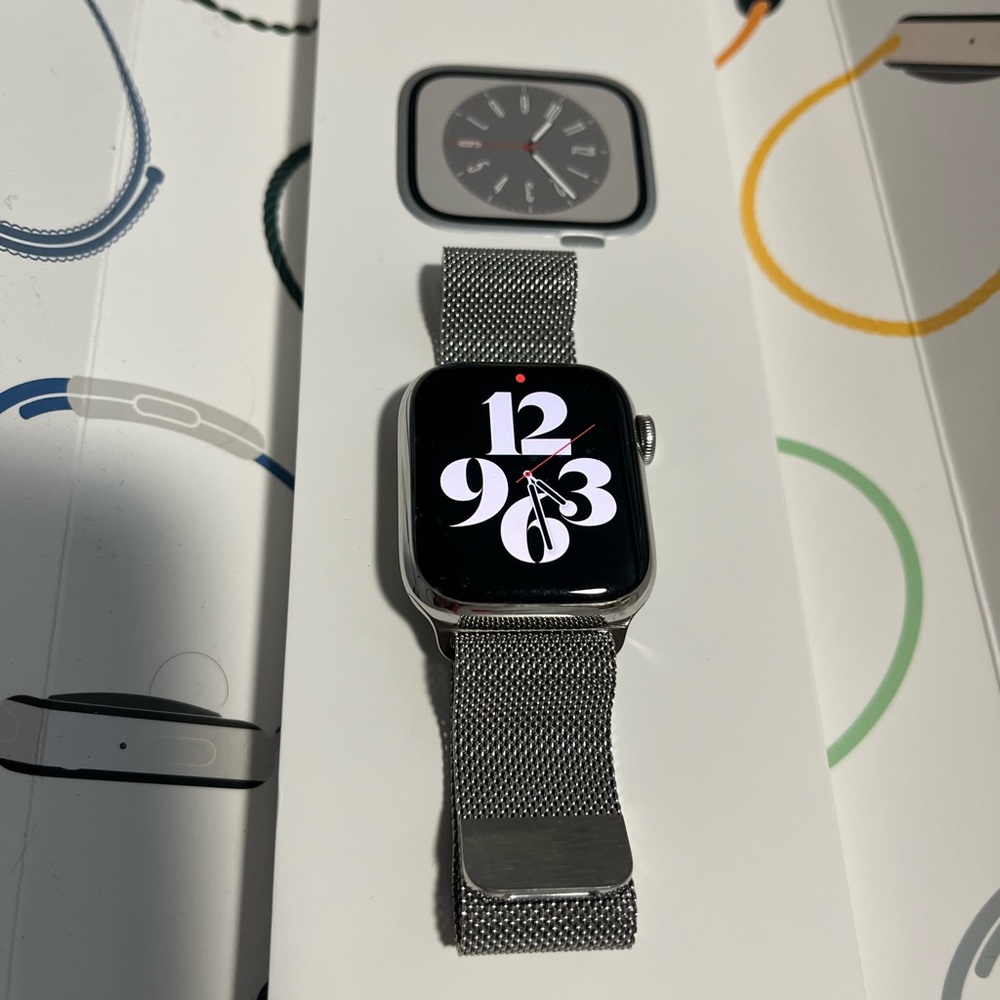 Apple Watch Stainless Steel Series 8 with 3 additional Apple Bands